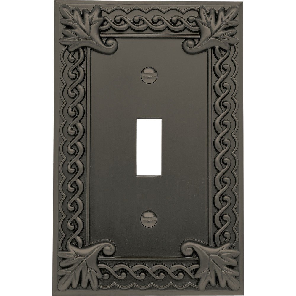 Single Toggle Switchplate in Oil Rubbed Bronze